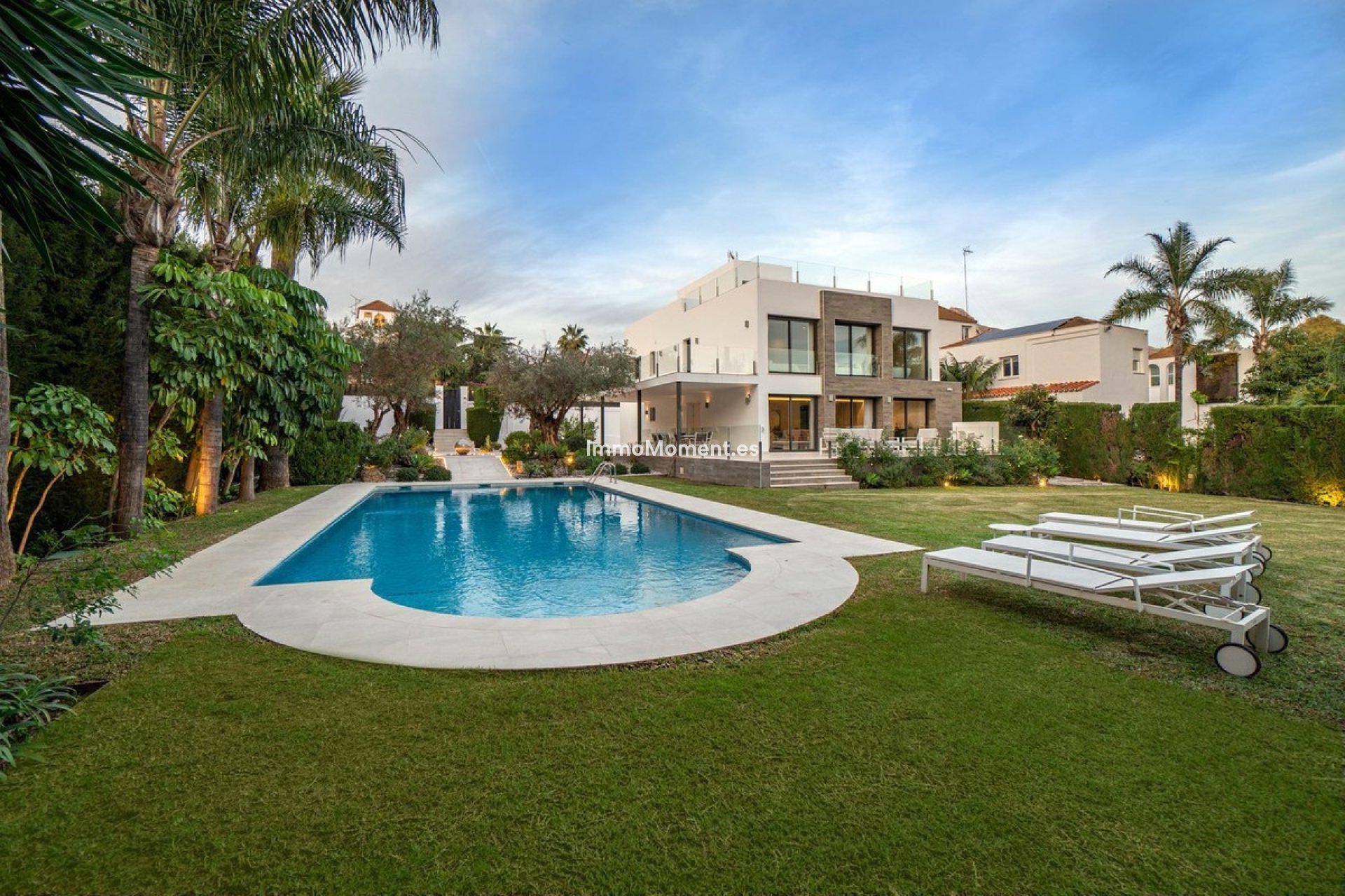 Bestaande woning - Vrijstaande villa - Marbella - Nueva Andalucía