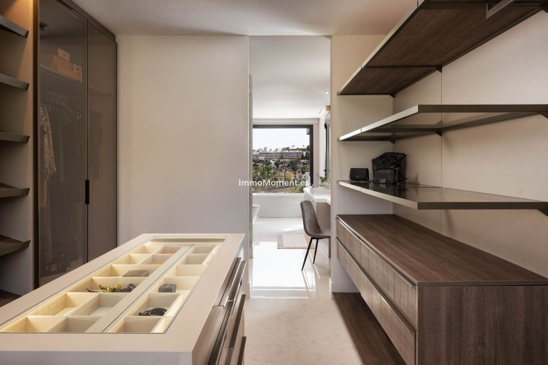 Bestaande woning - Vrijstaande villa - Marbella - Nueva Andalucía