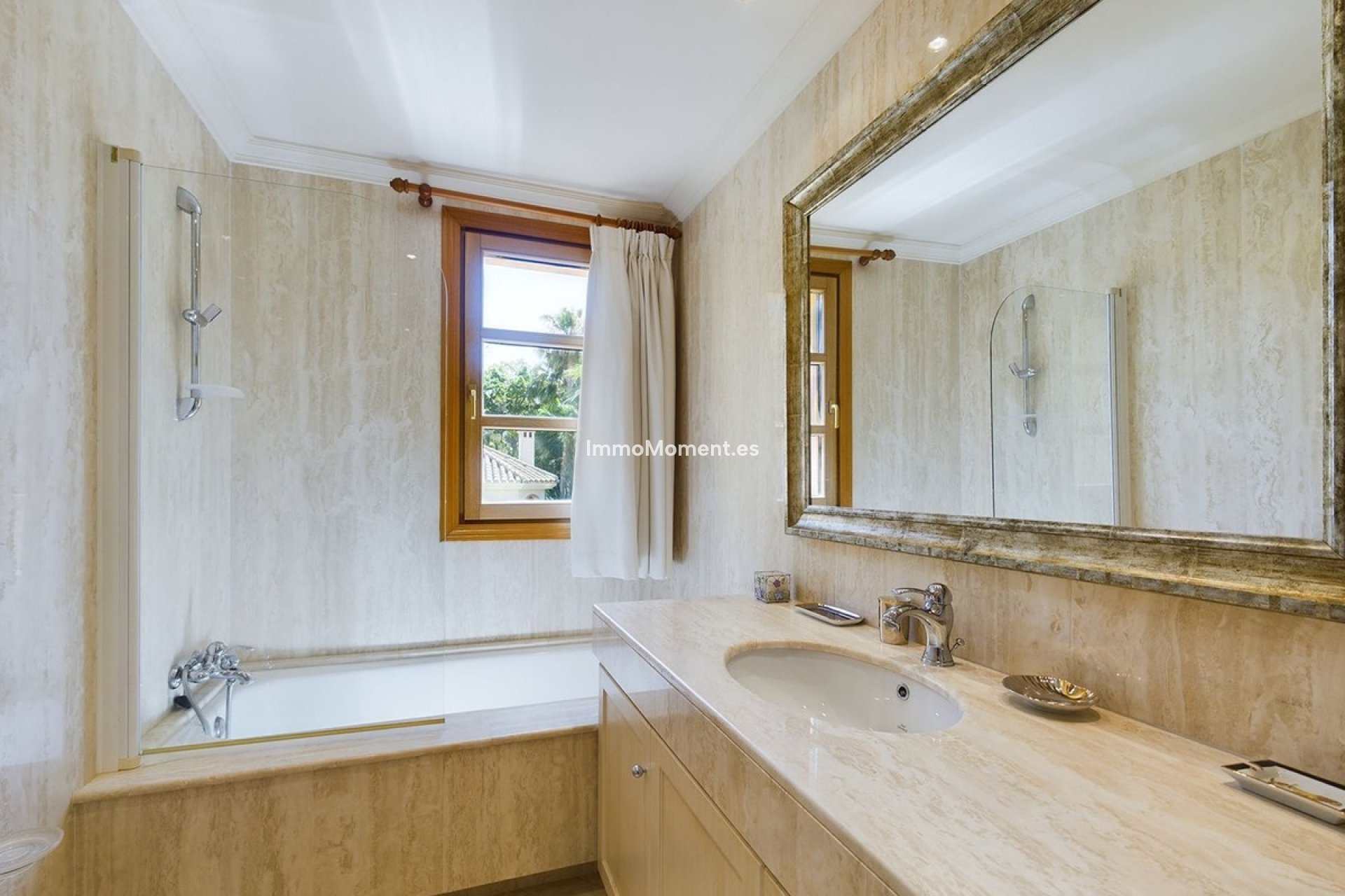 Bestaande woning - Vrijstaande villa - Marbella - Nueva Andalucía