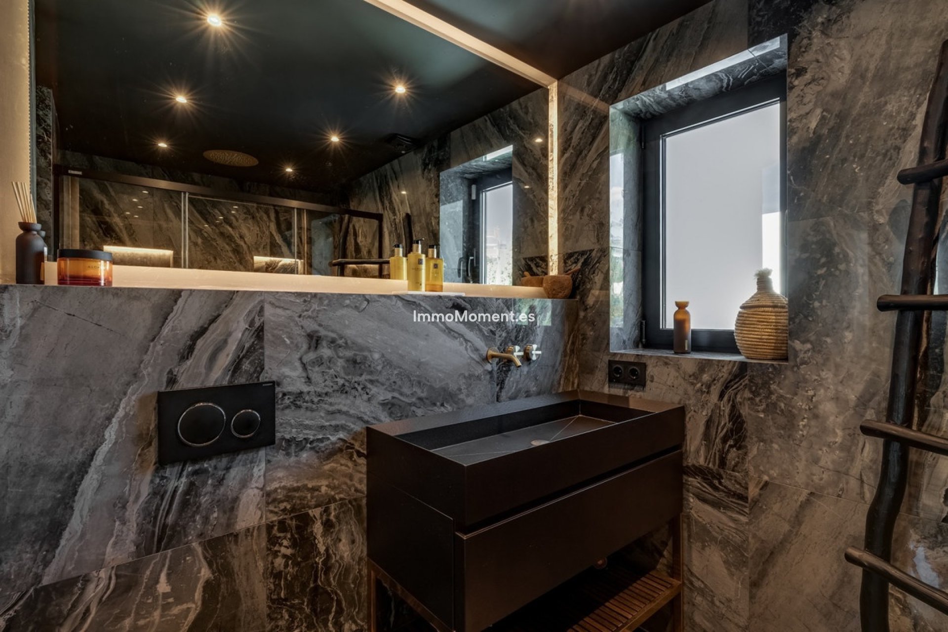 Bestaande woning - Vrijstaande villa - Marbella - Nueva Andalucía