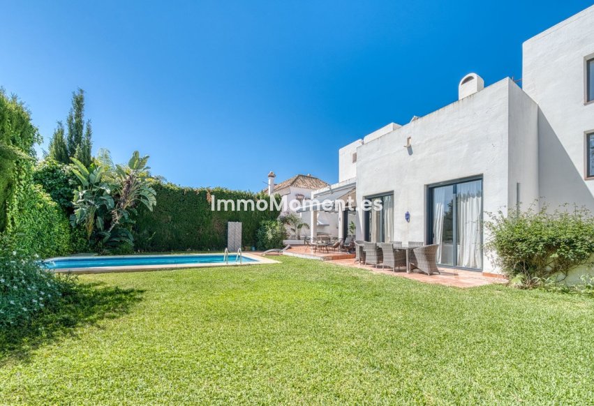 Bestaande woning - Vrijstaande villa - Marbella - Nueva Andalucía