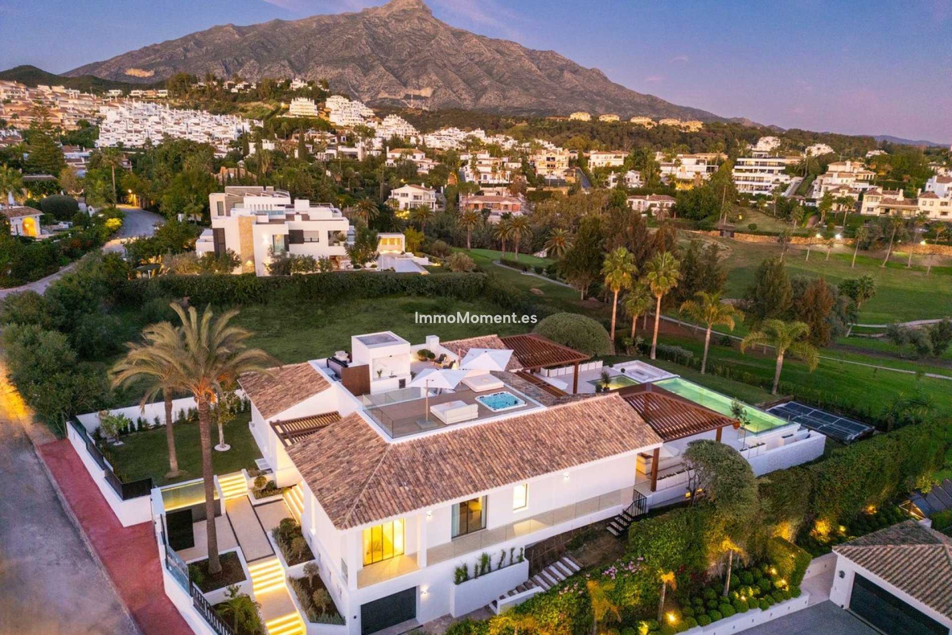 Bestaande woning - Vrijstaande villa - Marbella - Nueva Andalucía