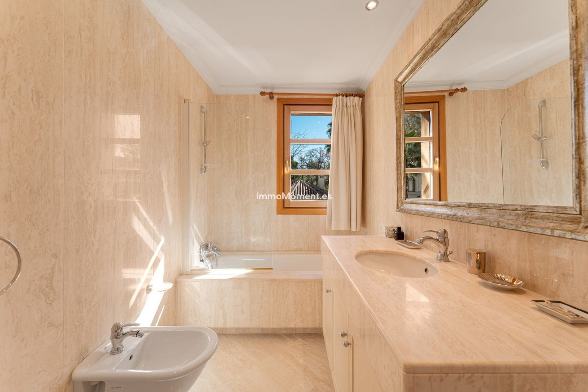 Bestaande woning - Vrijstaande villa - Marbella - Nueva Andalucía