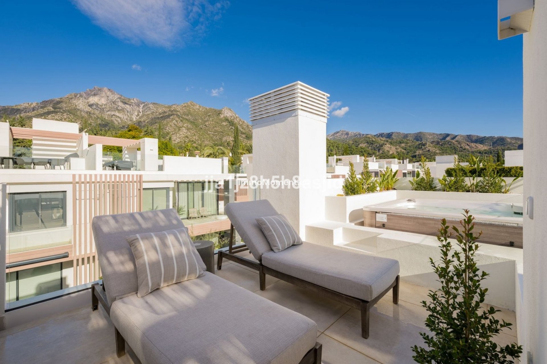 Bestaande woning - Vrijstaande villa - Marbella - Sierra Blanca