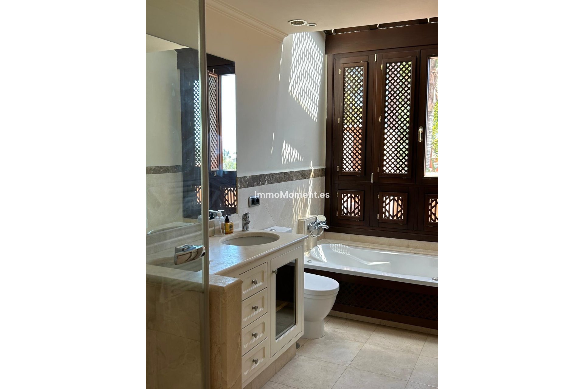 Bestaande woning - Vrijstaande villa - Marbella - The Golden Mile
