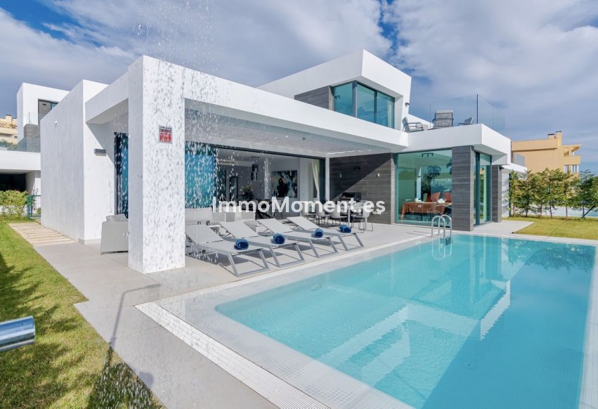 Bestaande woning - Vrijstaande villa - Mijas Costa - Calahonda