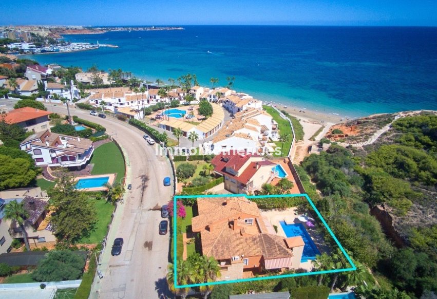 Bestaande woning - Vrijstaande villa - Orihuela - Campoamor