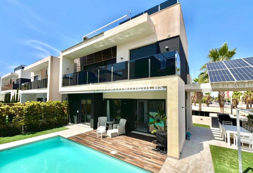 Bestaande woning - Vrijstaande villa - Orihuela Costa - Cabo roig - La Zenia