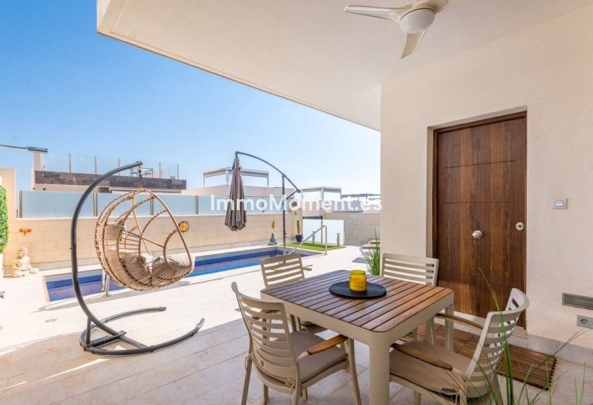 Bestaande woning - Vrijstaande villa - Orihuela Costa