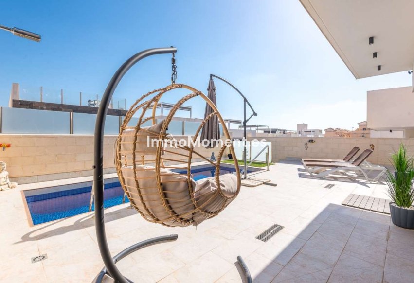 Bestaande woning - Vrijstaande villa - Orihuela Costa