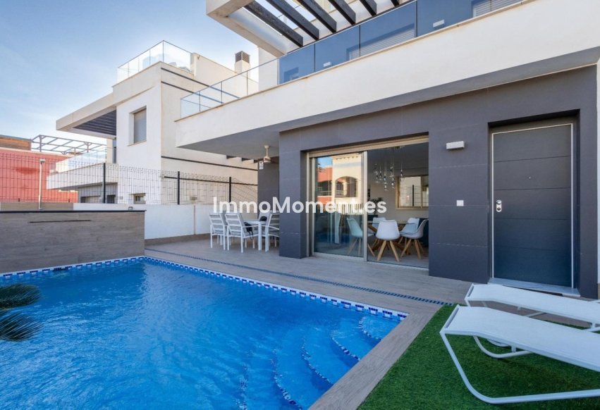 Bestaande woning - Vrijstaande villa - Orihuela - Orihuela Costa