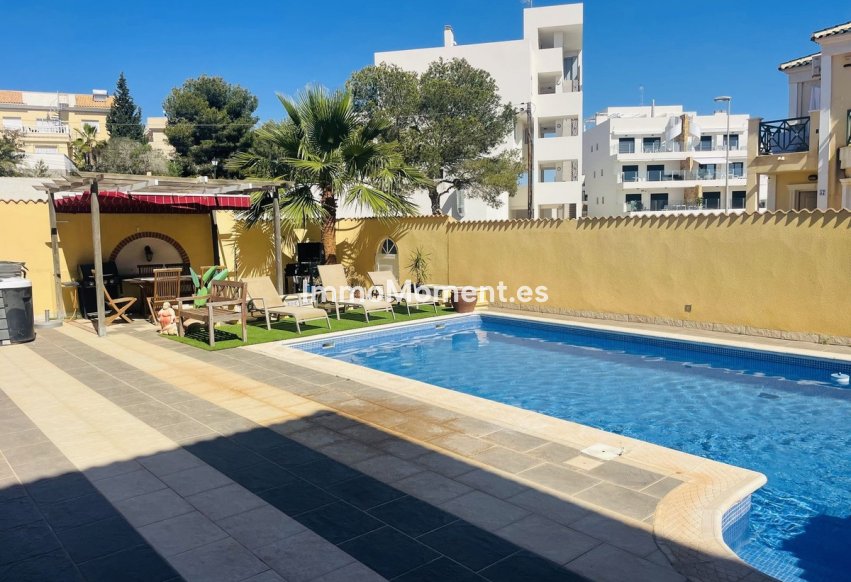 Bestaande woning - Vrijstaande villa - Orihuela - Villamartin