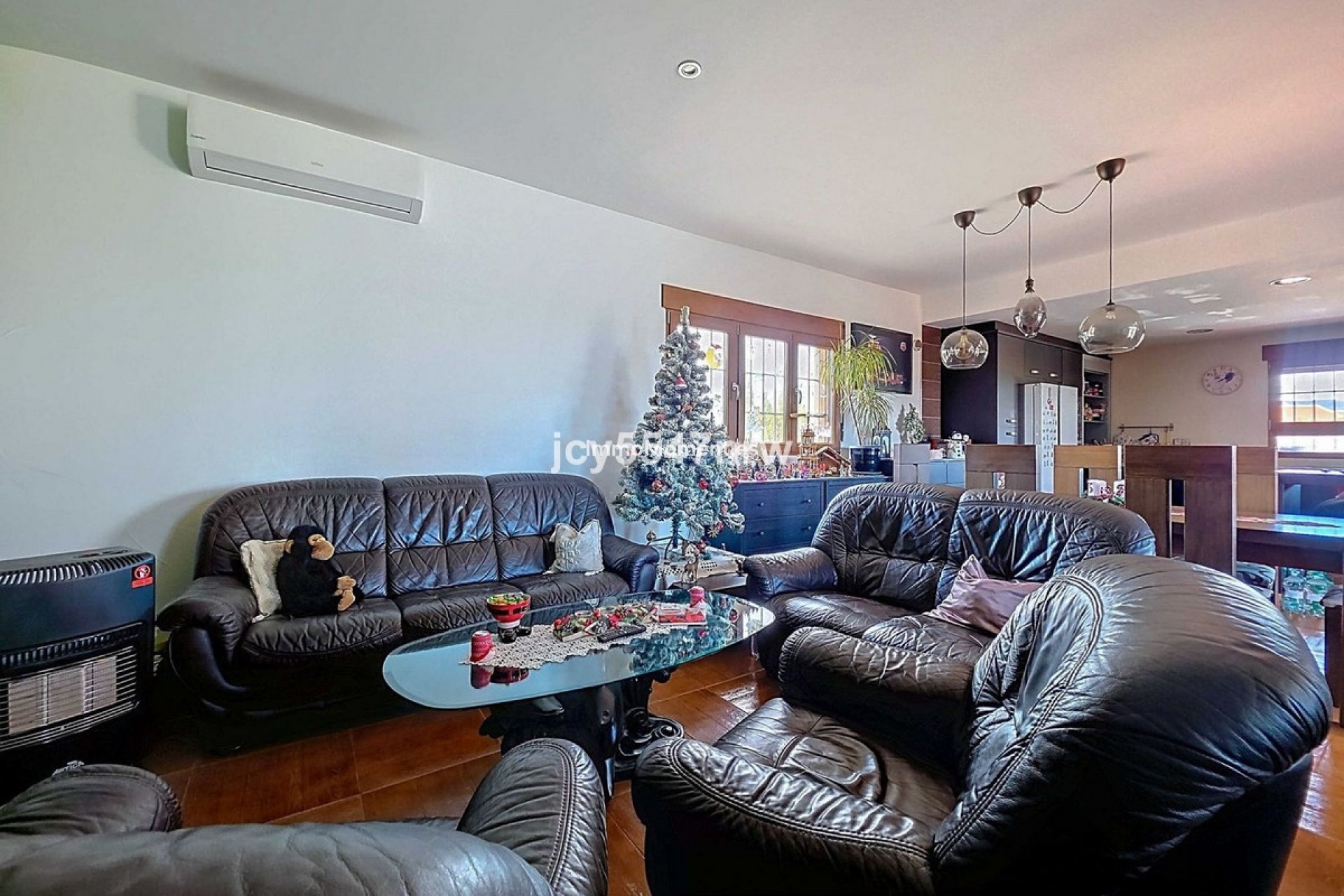 Bestaande woning - Vrijstaande villa - Pinoso - Pinoso Centro
