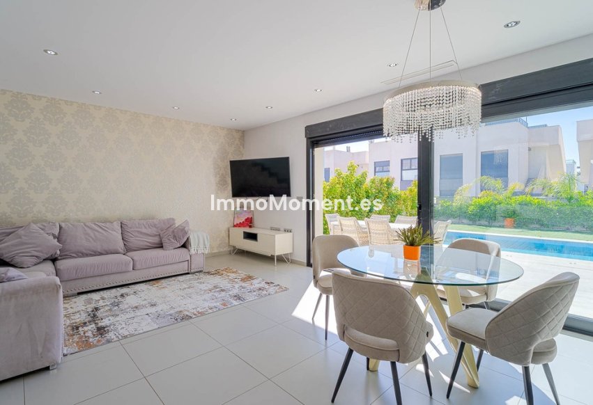 Bestaande woning - Vrijstaande villa - Rojales - Ciudad Quesada
