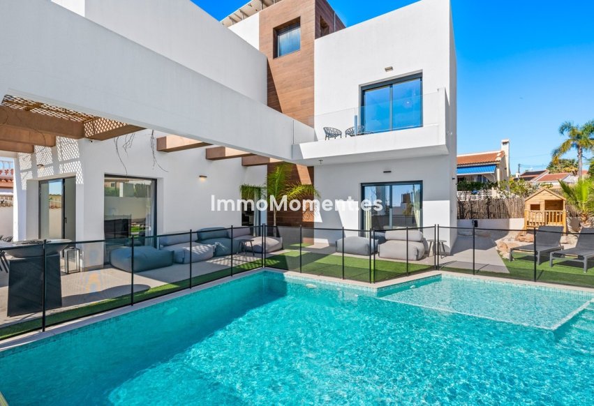 Bestaande woning - Vrijstaande villa - Rojales - Ciudad Quesada