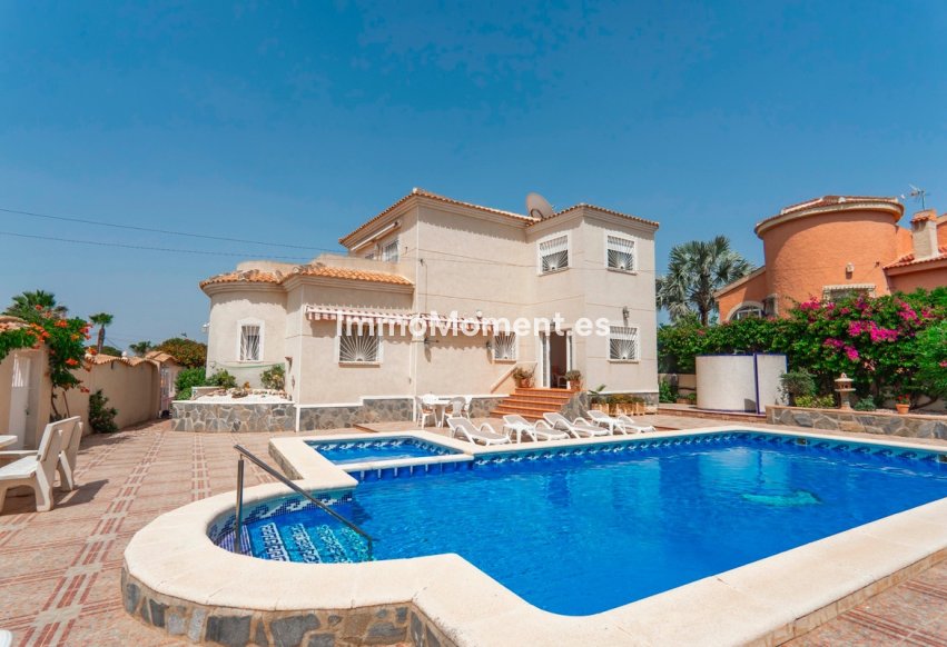 Bestaande woning - Vrijstaande villa - Rojales - Ciudad Quesada