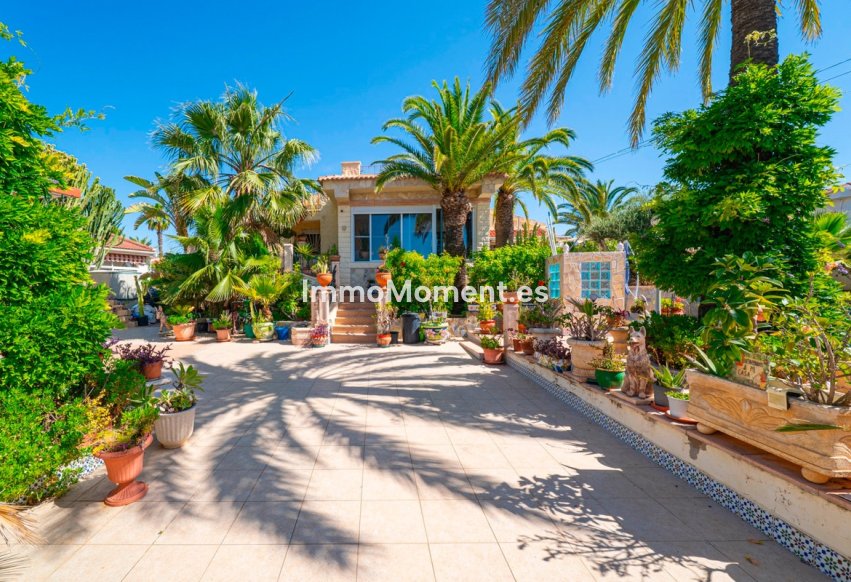 Bestaande woning - Vrijstaande villa - Rojales - Rojales Centro