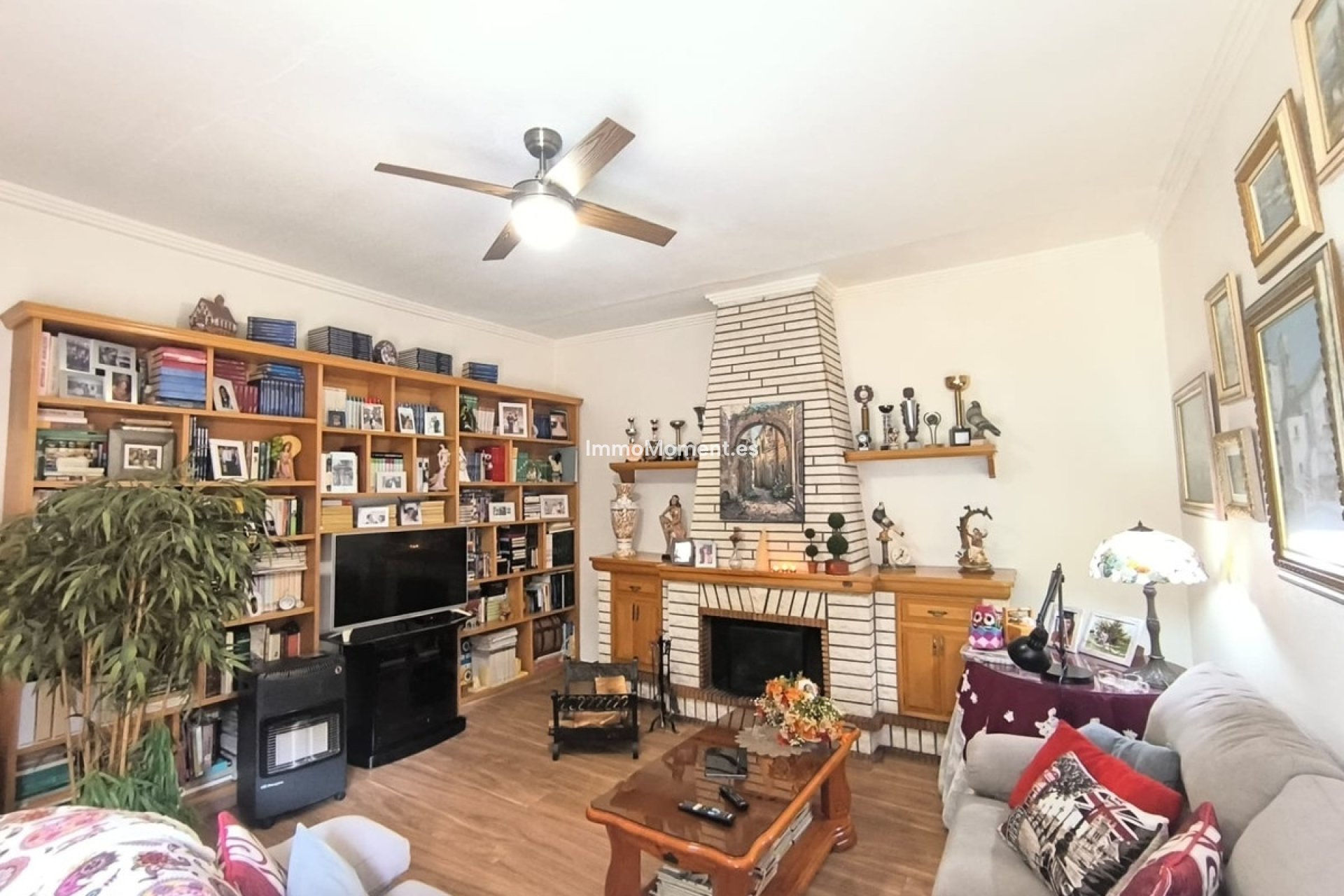 Bestaande woning - Vrijstaande villa - Sax - Sax Centro