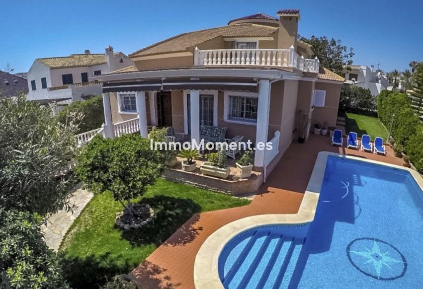 Bestaande woning - Vrijstaande villa - Torrevieja - La Mata