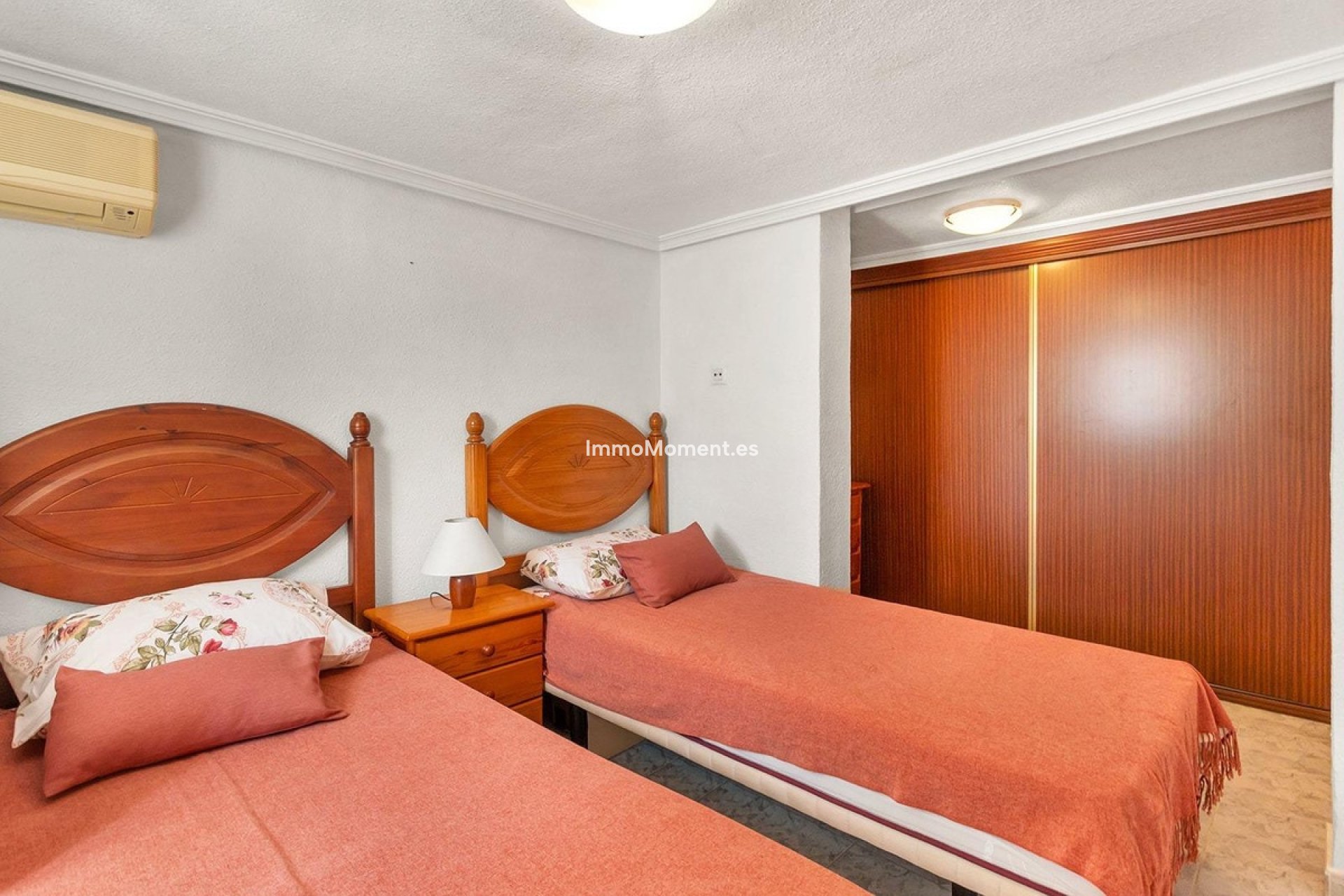 Bestaande woning - Vrijstaande villa - Torrevieja - Torrevieja Centro