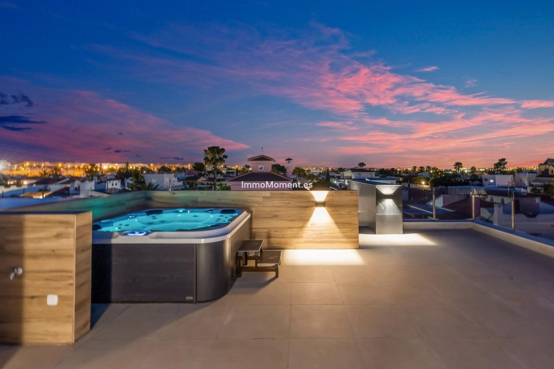 Bestaande woning - Vrijstaande villa - Torrevieja - Torrevieja Centro