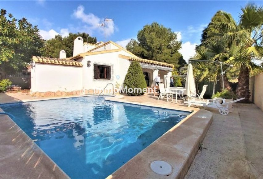 Bestaande woning - Vrijstaande villa - Torrevieja - Torrevieja Centro