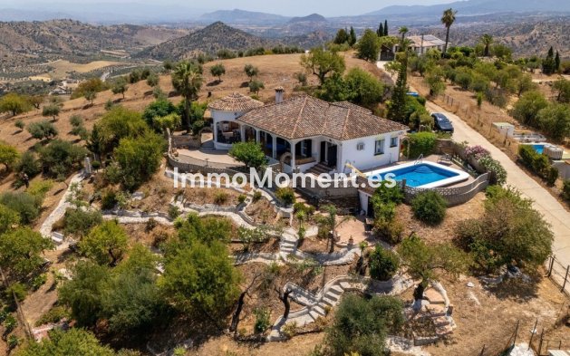 Casa de campo - Reventa - Interior  - Guaro
