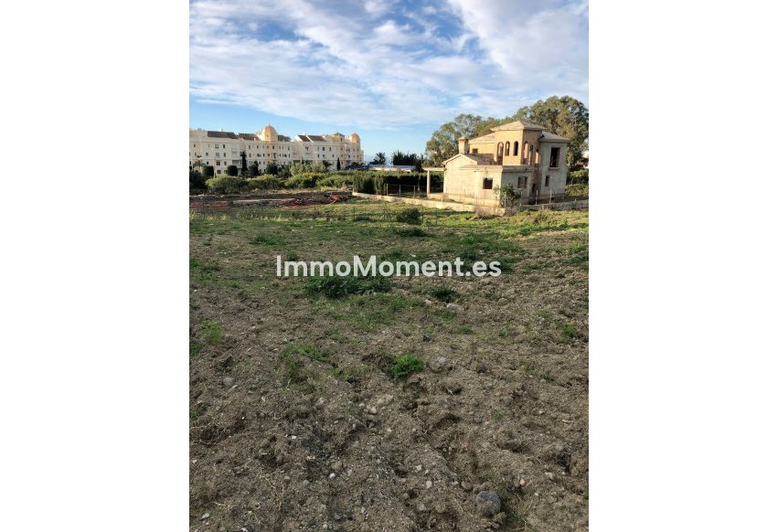 Construction neuve - Terrain - Estepona  - Selwo
