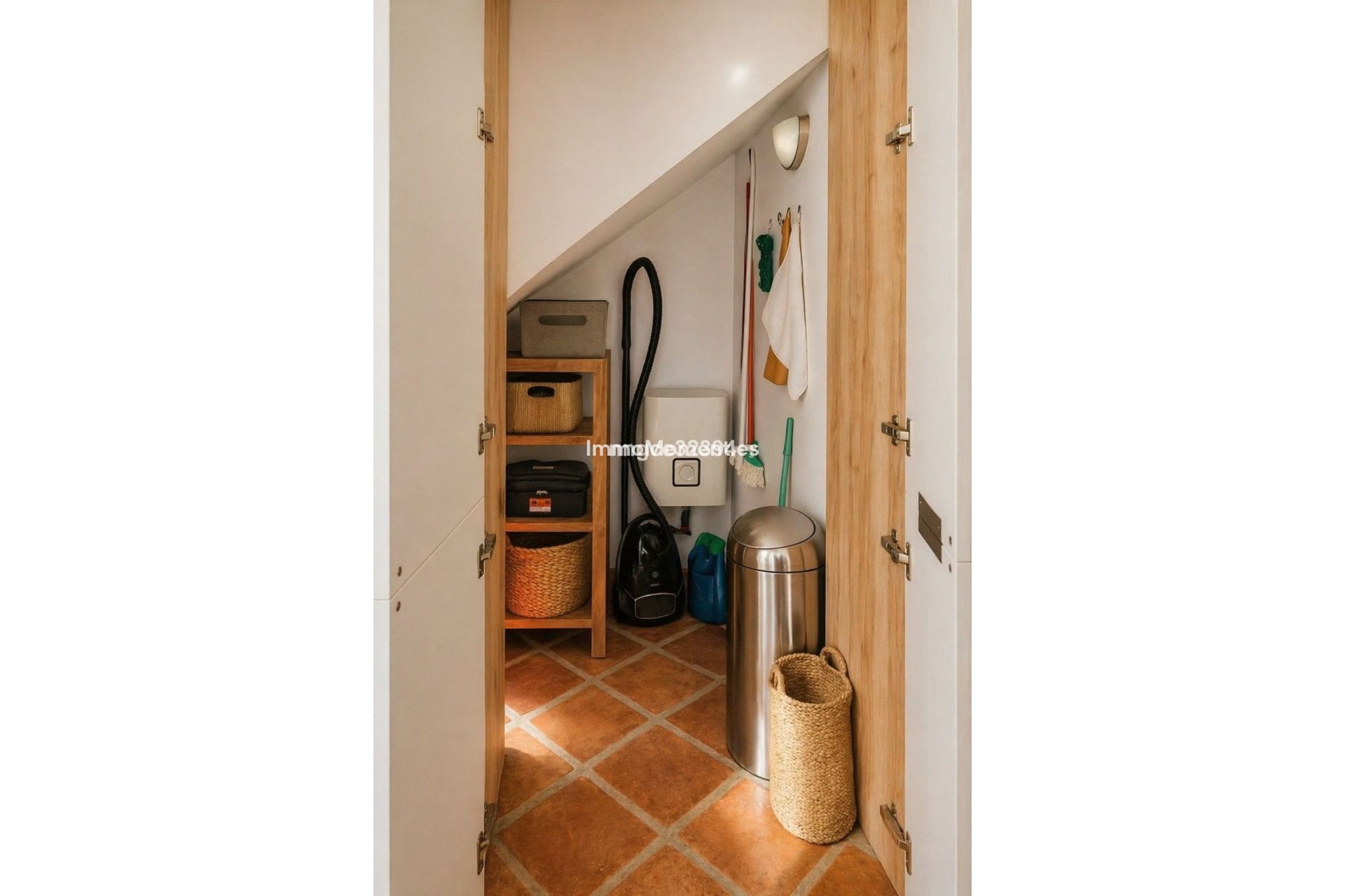Construction neuve - Villa individuelle - Intérieur                       - Istán