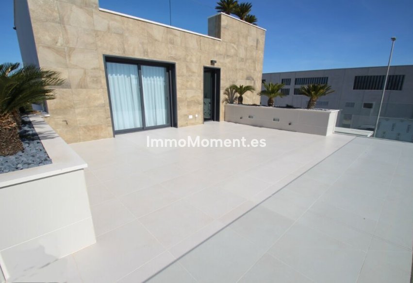 Construction neuve - Villa individuelle - San Miguel de Salinas