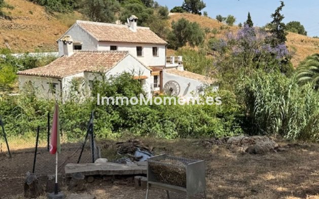 Country house - Resale - Casares - Casares Centro
