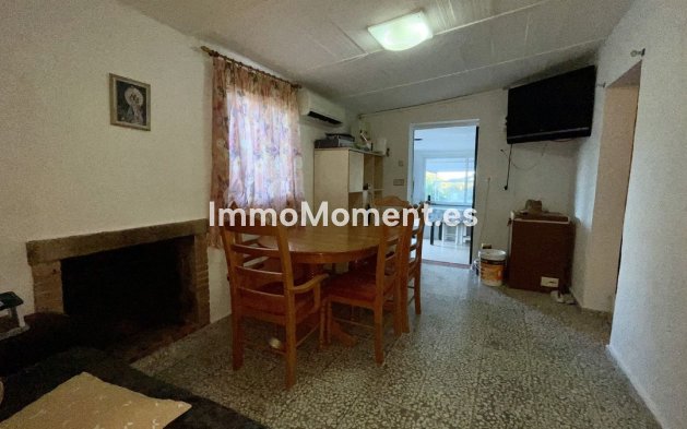 Country house - Resale - Estepona - Estepona Centro