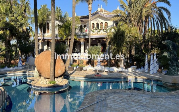 Country house - Resale - Inland  - Alhaurín el Grande Centro