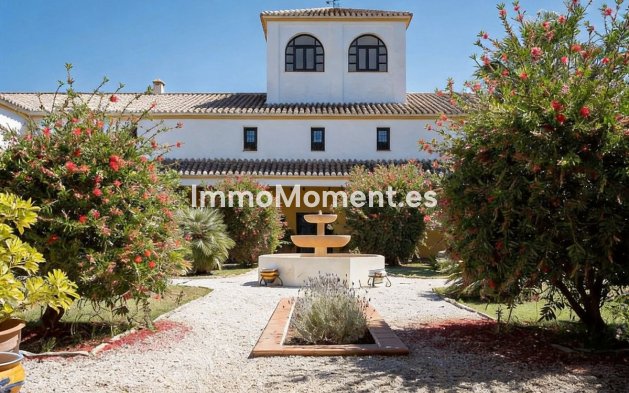 Country house - Resale - Inland  - Almogía