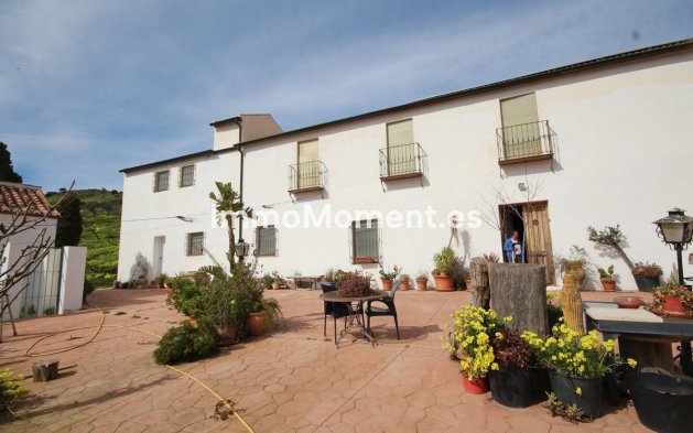 Country house - Resale - Inland  - Almogía