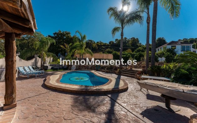 Country house - Resale - Inland  - Coín