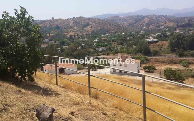 Country house - Resale - Inland  - Coín