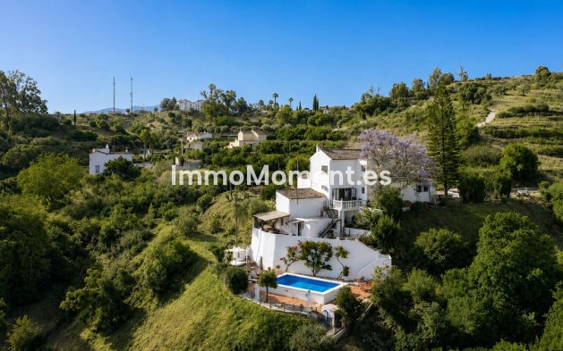 Country house - Resale - Inland  - Coín