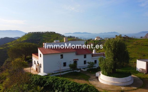Country house - Resale - Inland  - Pizarra