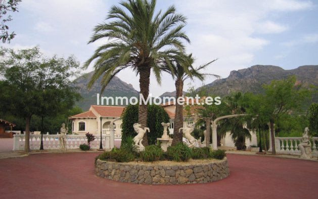 Country house - Resale - La Nucía - La Nucia Centro