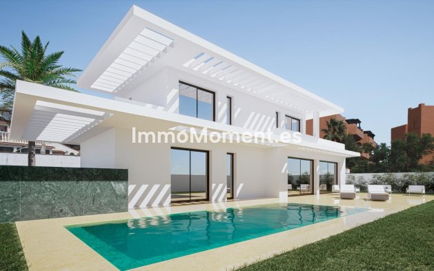 Detached villa - New Build - Buenas Noches - Estepona