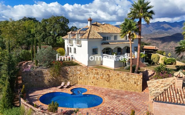 Detached villa - New Build - Marbella - La Mairena