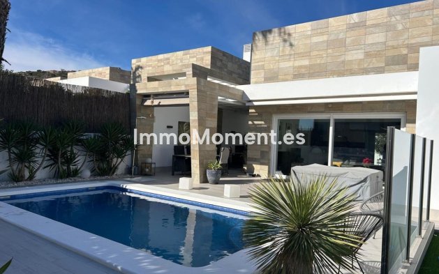 Detached villa - Resale - Algorfa - Algorfa Centro