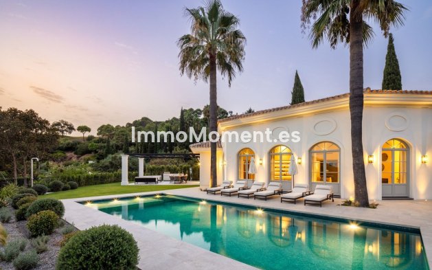 Detached villa - Resale - Benahavís - Benahavís Centro
