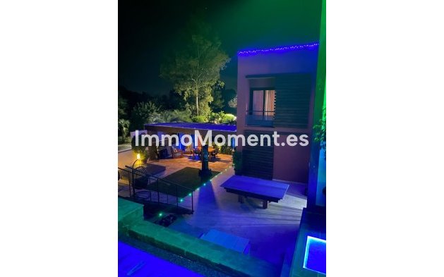 Detached villa - Resale - Benahavís - Benahavís Centro