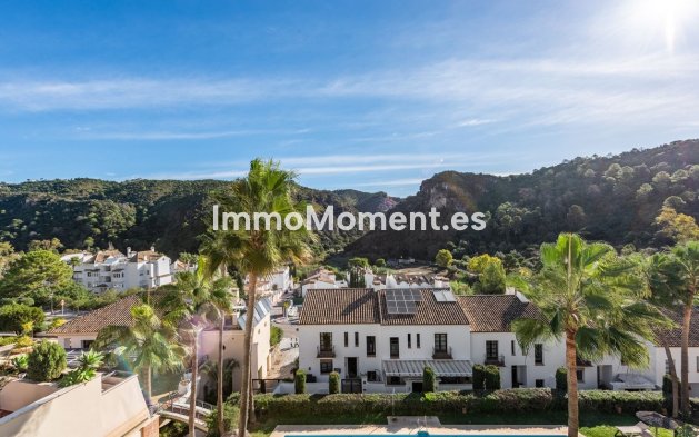 Detached villa - Resale - Benahavís - Benahavís Centro