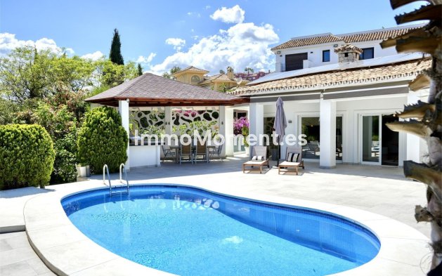 Detached villa - Resale - Benahavís - Benahavís Centro
