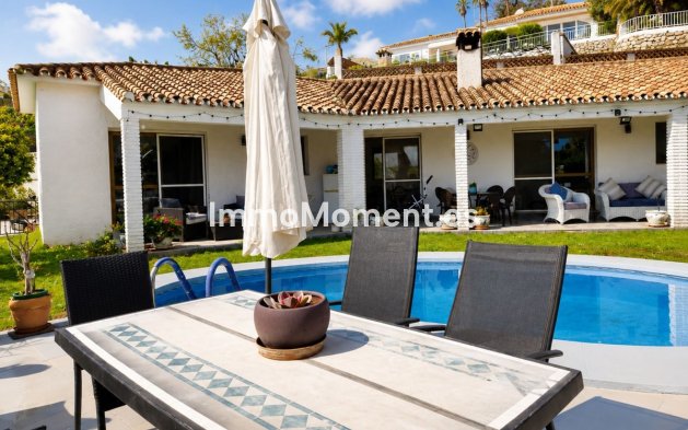 Detached villa - Resale - Benalmadena - Benalmadena Centro