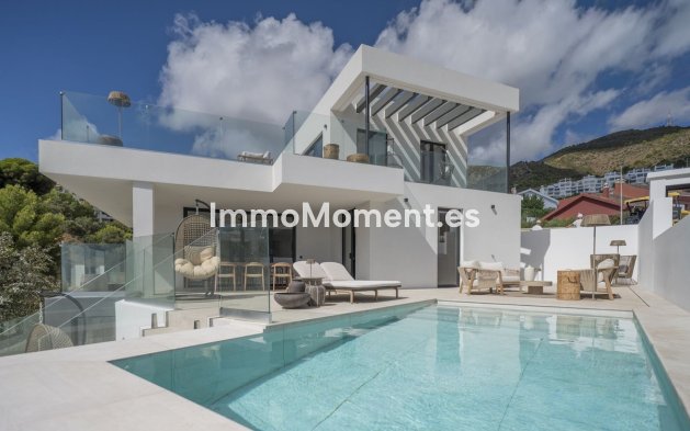 Detached villa - Resale - Benalmadena - Benalmadena Centro