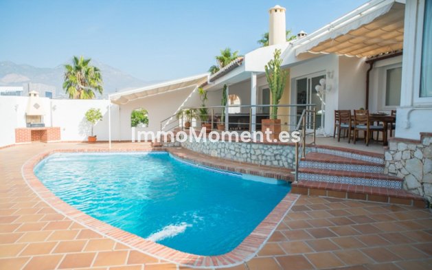 Detached villa - Resale - Benalmadena - Benalmadena Centro